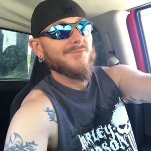 Meet your Posher, Damon